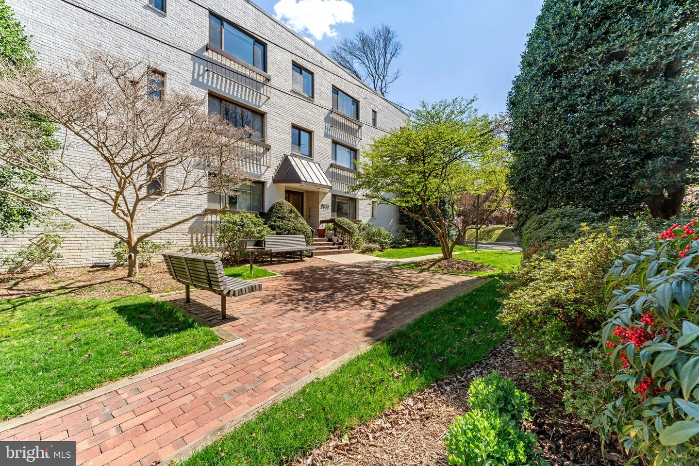 3827 Davis Place NW Unit 5