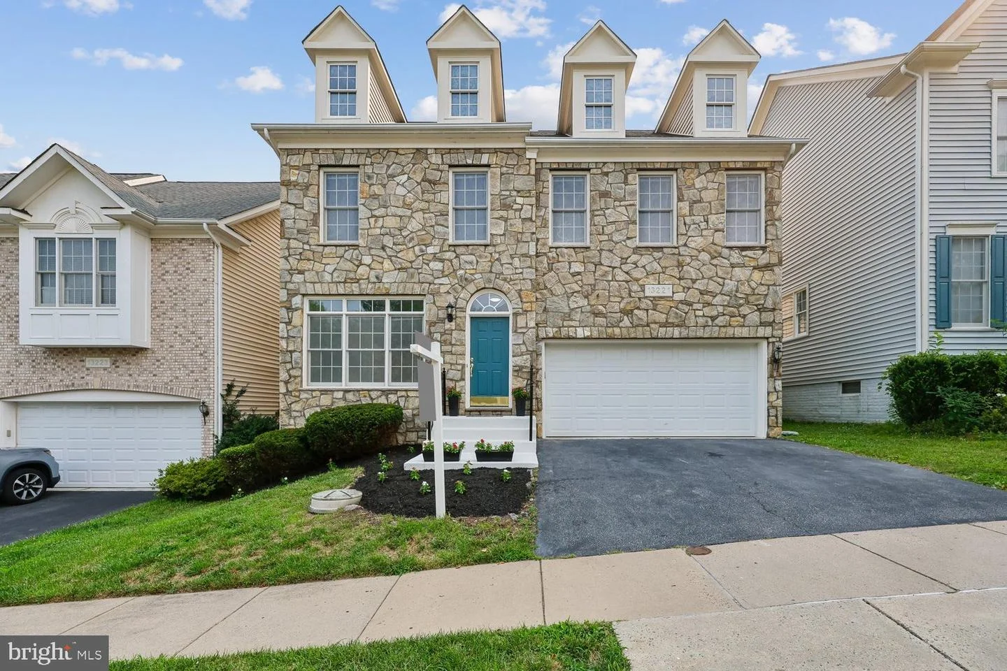 13221 Catawba Manor Way