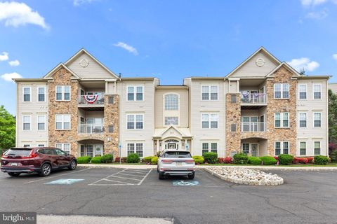 Condominium in Warrington PA 200 Douglas Fir DRIVE 1.jpg