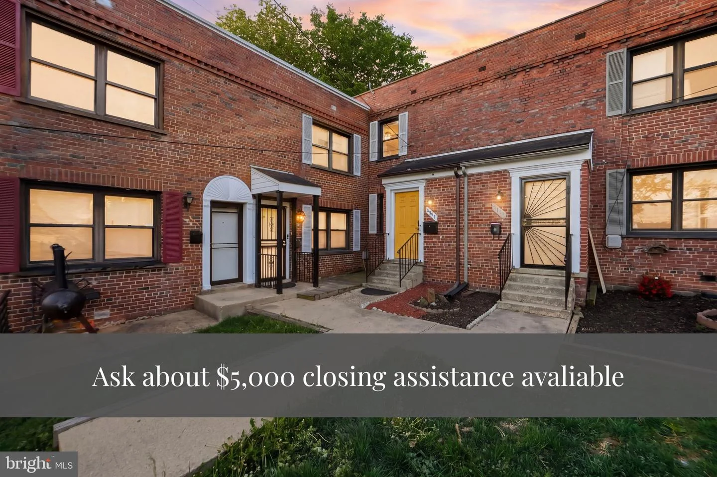 5037 Just Street NE