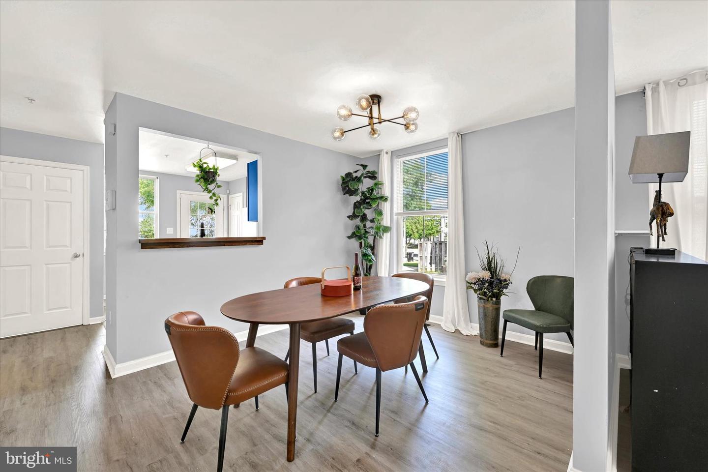 Photo 7 of 25 of 1005 Myrtle Ave townhome