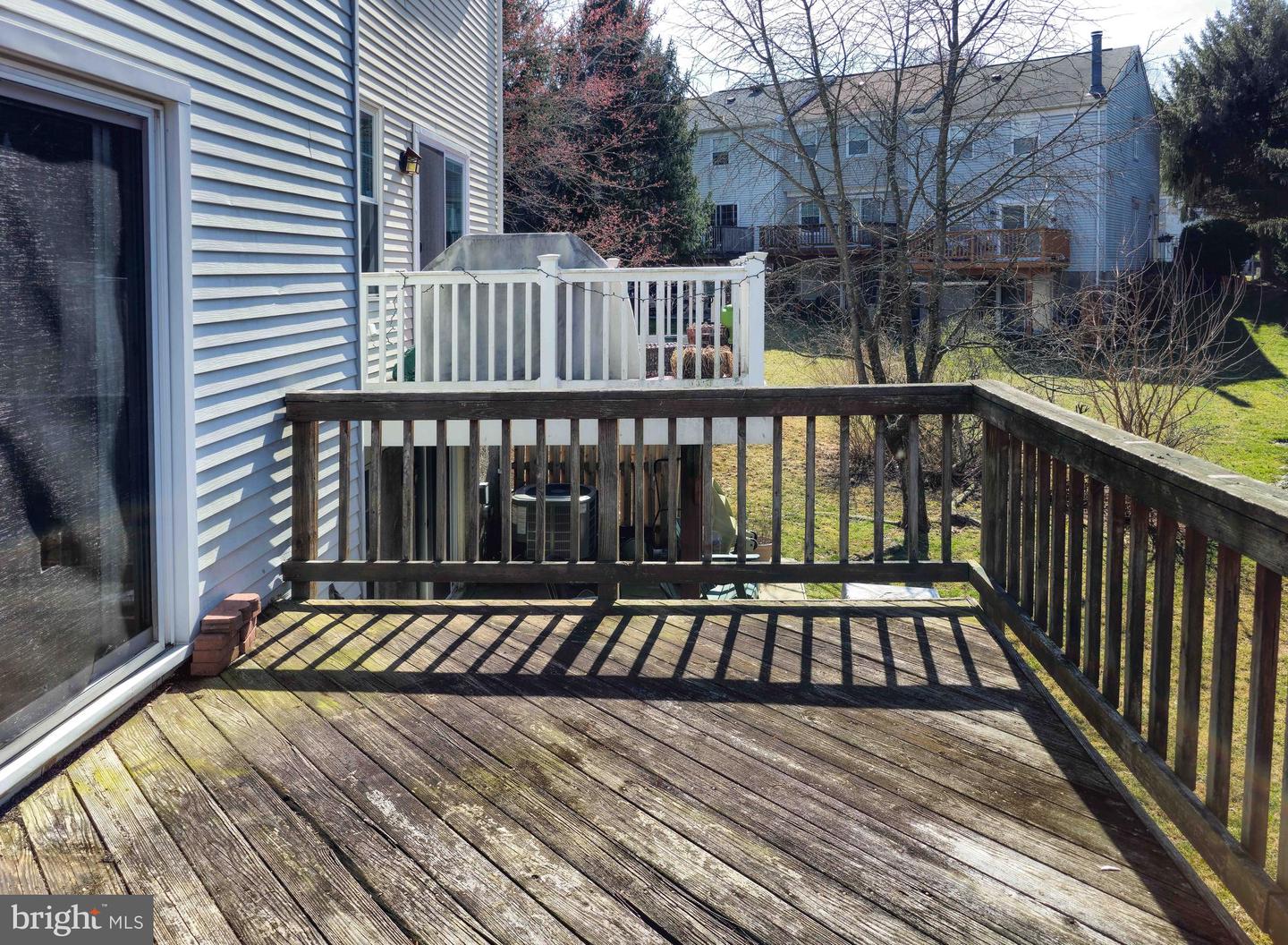 Photo 9 of 36 of 4 Delafield Ct townhome