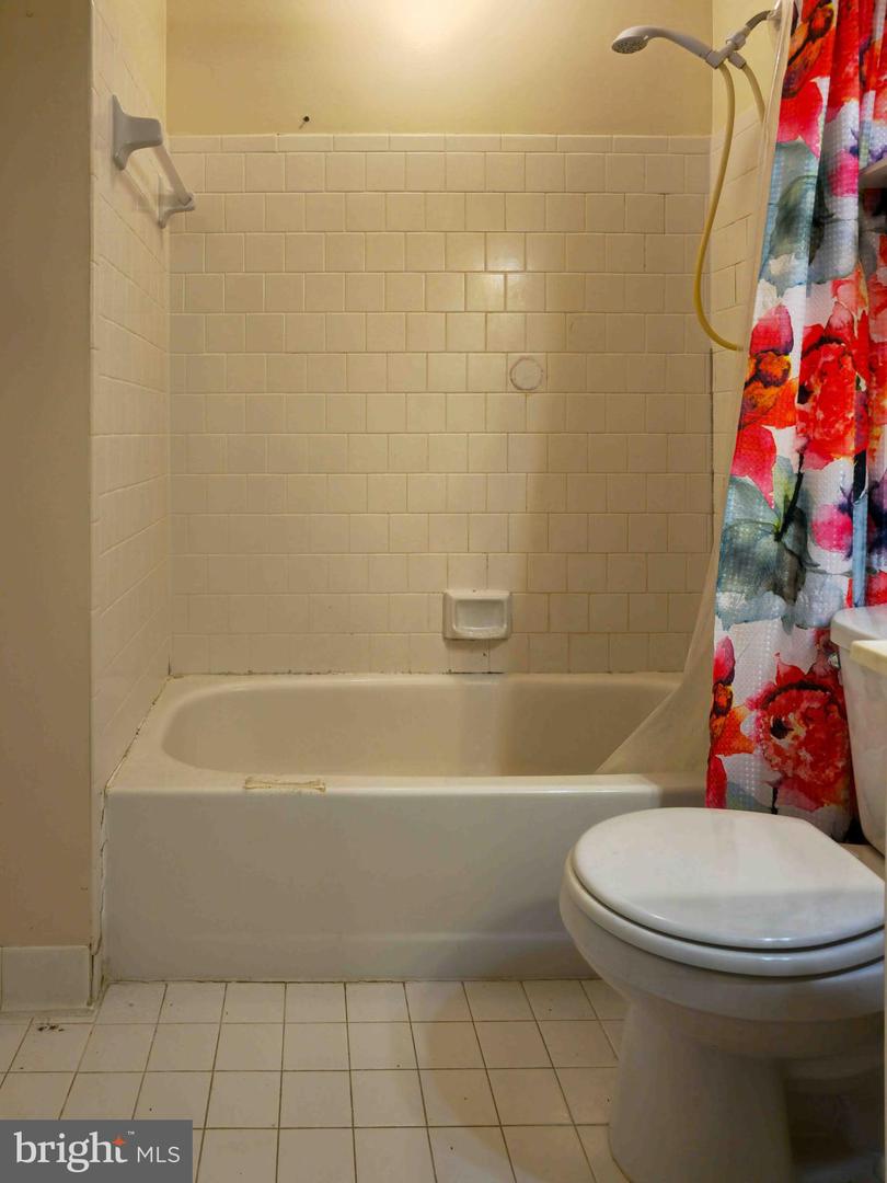Photo 22 of 36 of 4 Delafield Ct townhome