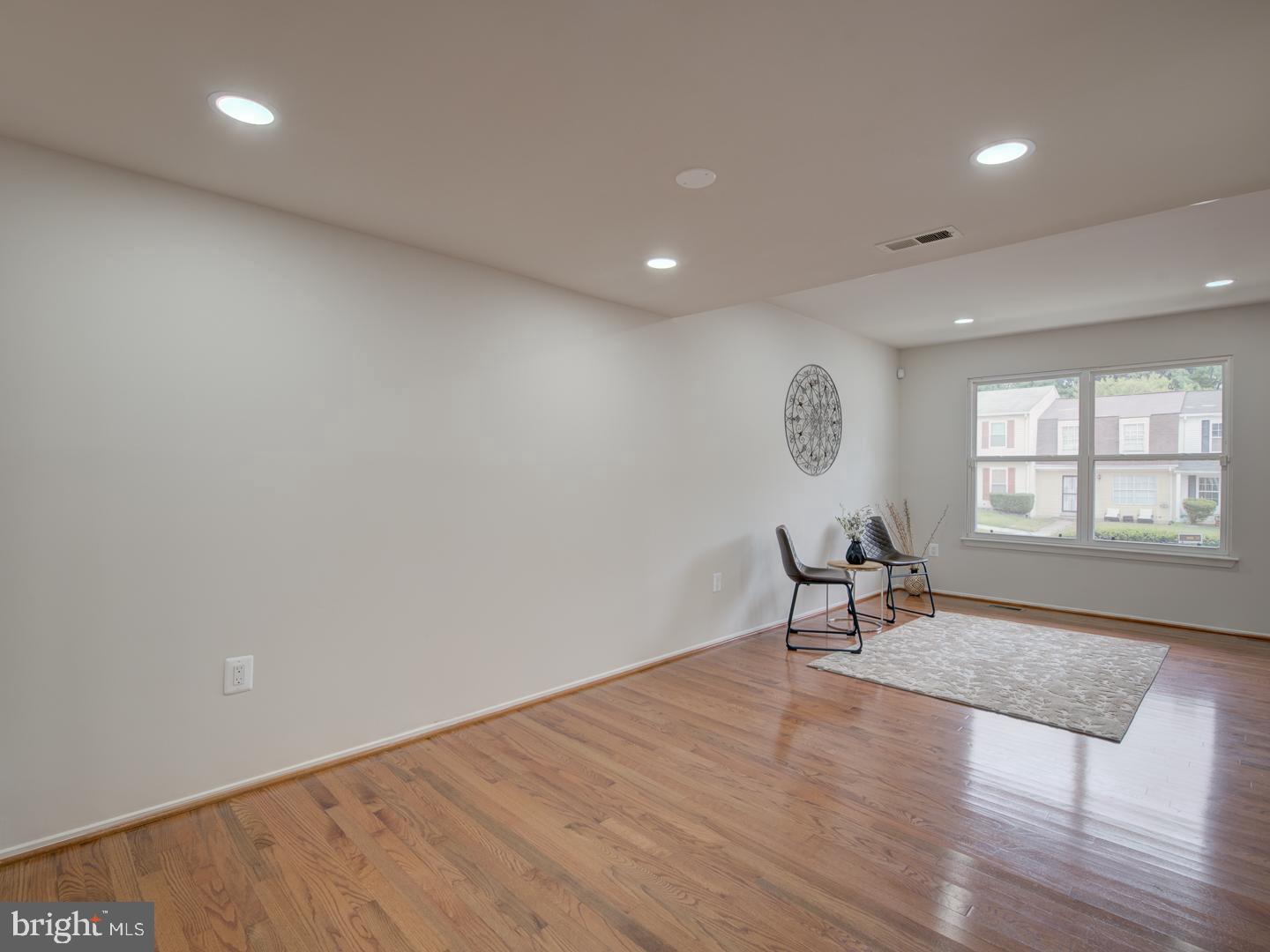 Photo 14 of 58 of 7117 Marbury Ct townhome