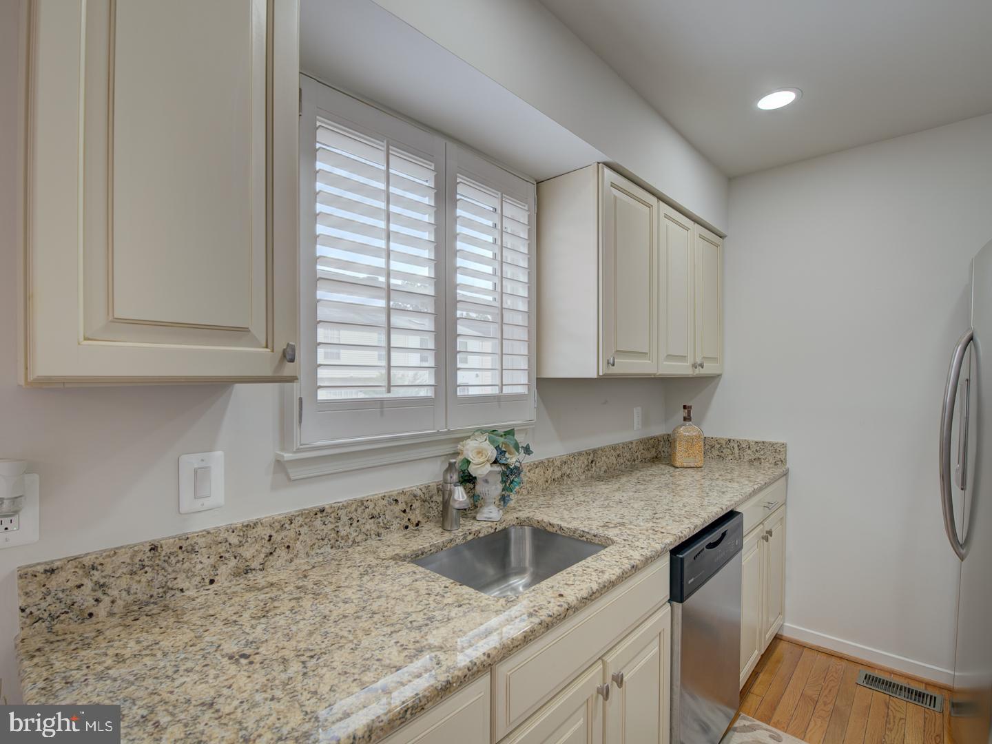 Photo 26 of 58 of 7117 Marbury Ct townhome