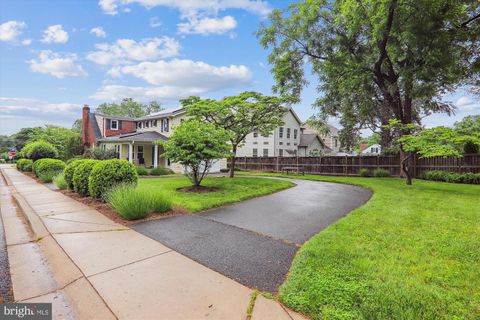 Single Family Residence in Rockville MD 101 Luckett STREET 3.jpg