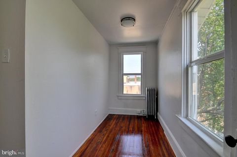 Duplex in Trenton NJ 932 Adeline STREET 12.jpg