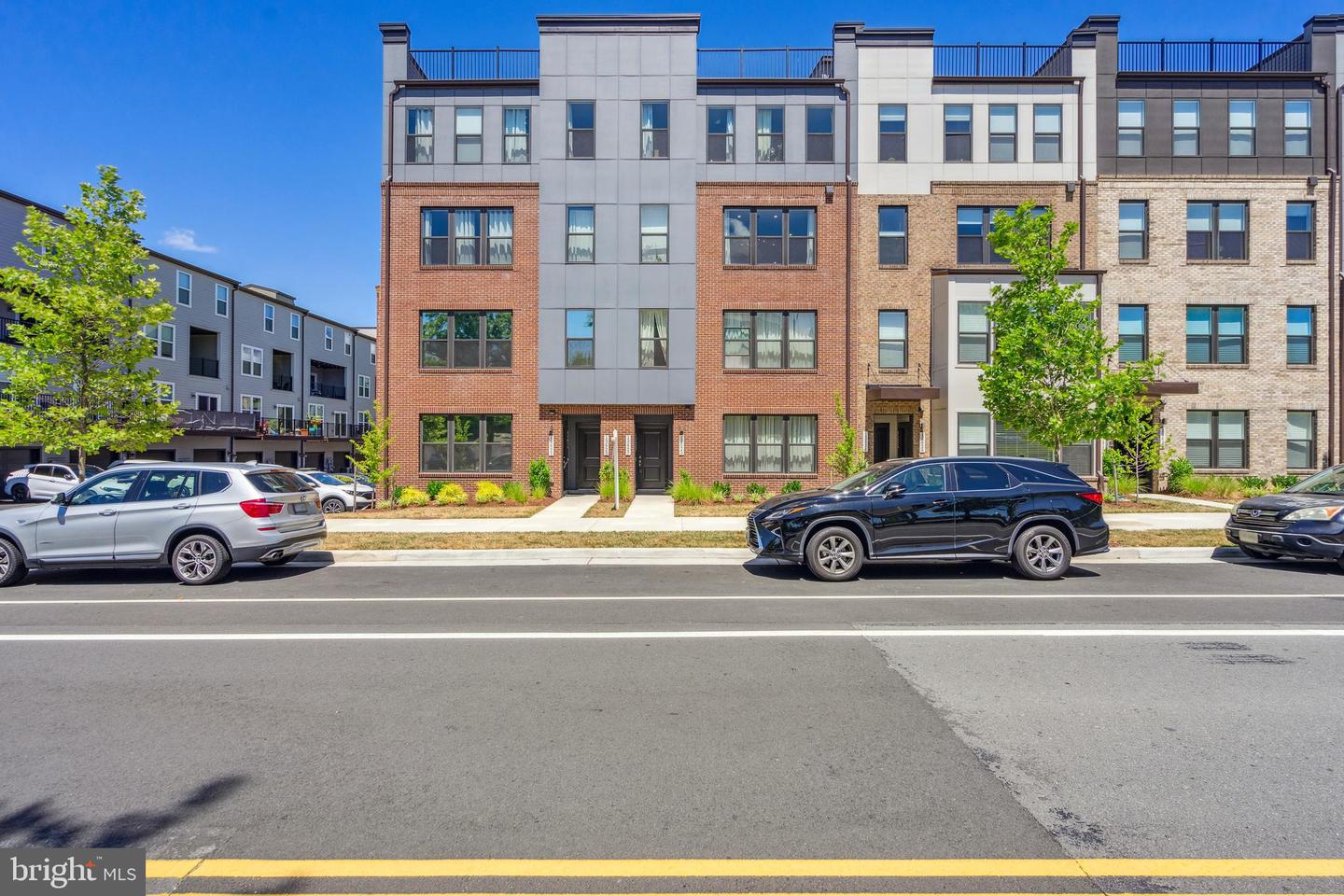 View Herndon, VA 20171 townhome