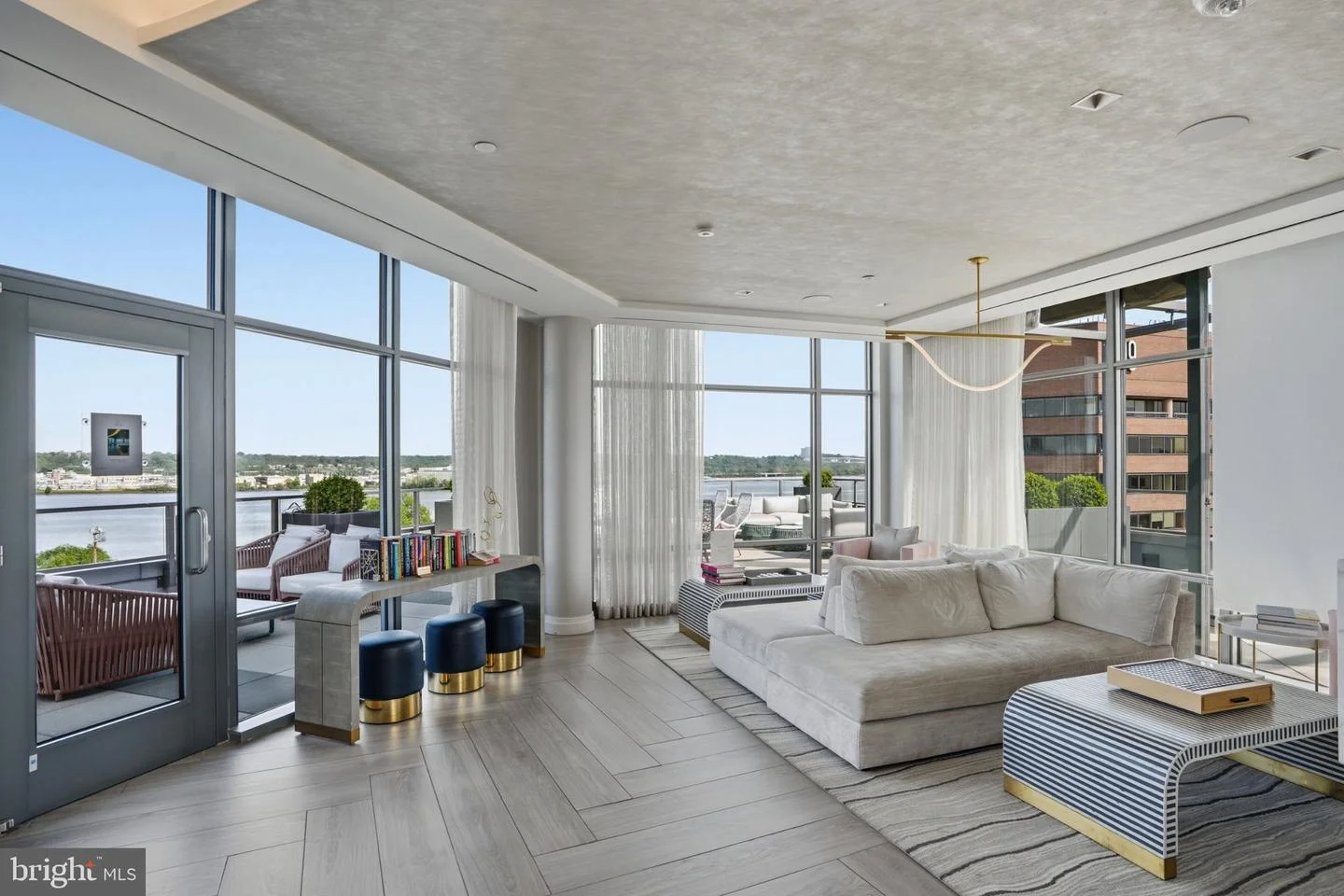 1201 N Royal Street Unit 206