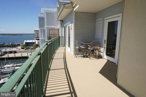 Condominium in Crisfield MD 1 Dock STREET 17.jpg