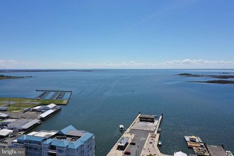 Condominium in Crisfield MD 1 Dock STREET 5.jpg