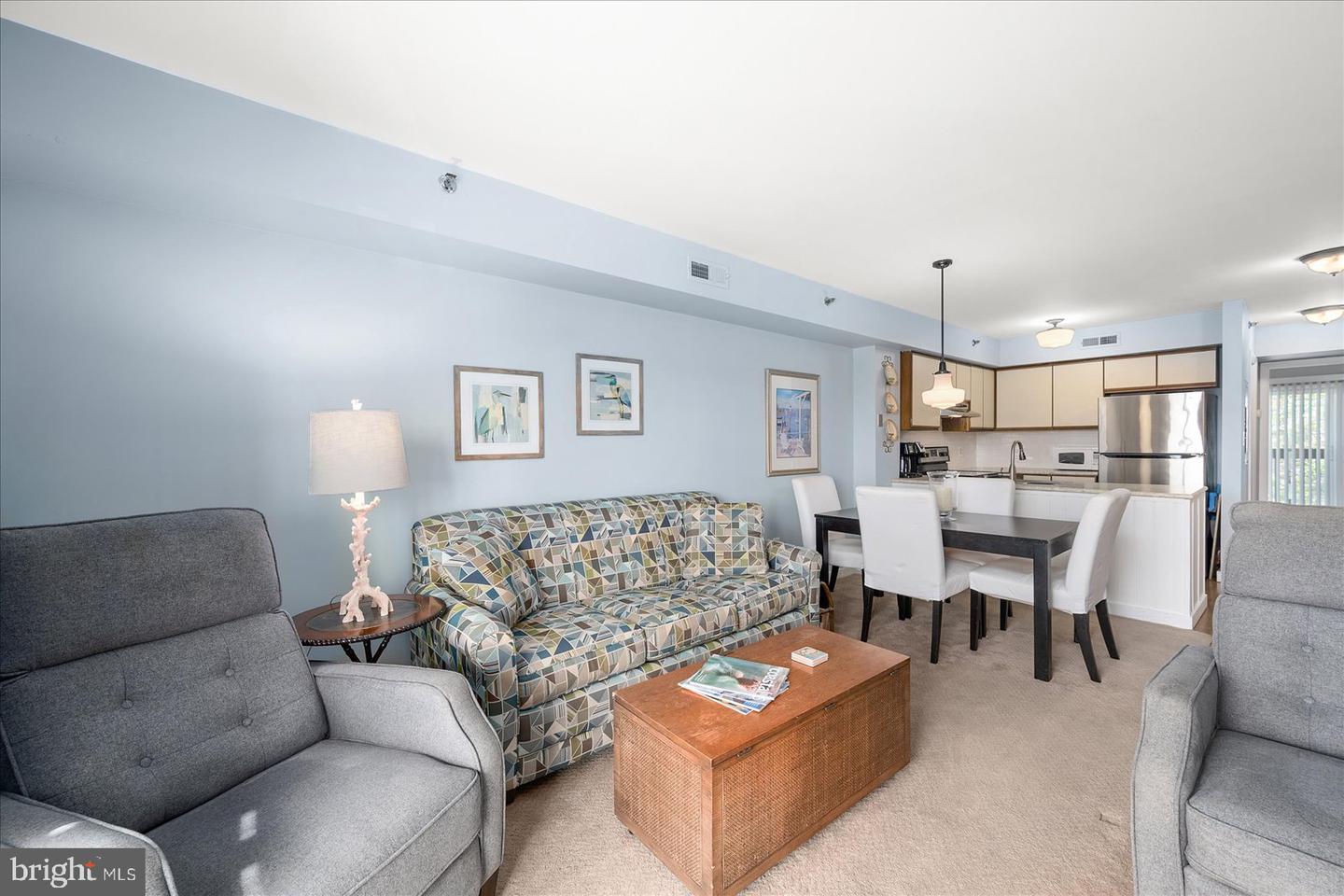 Photo 9 of 40 of 508 Lark Ln #205 condo