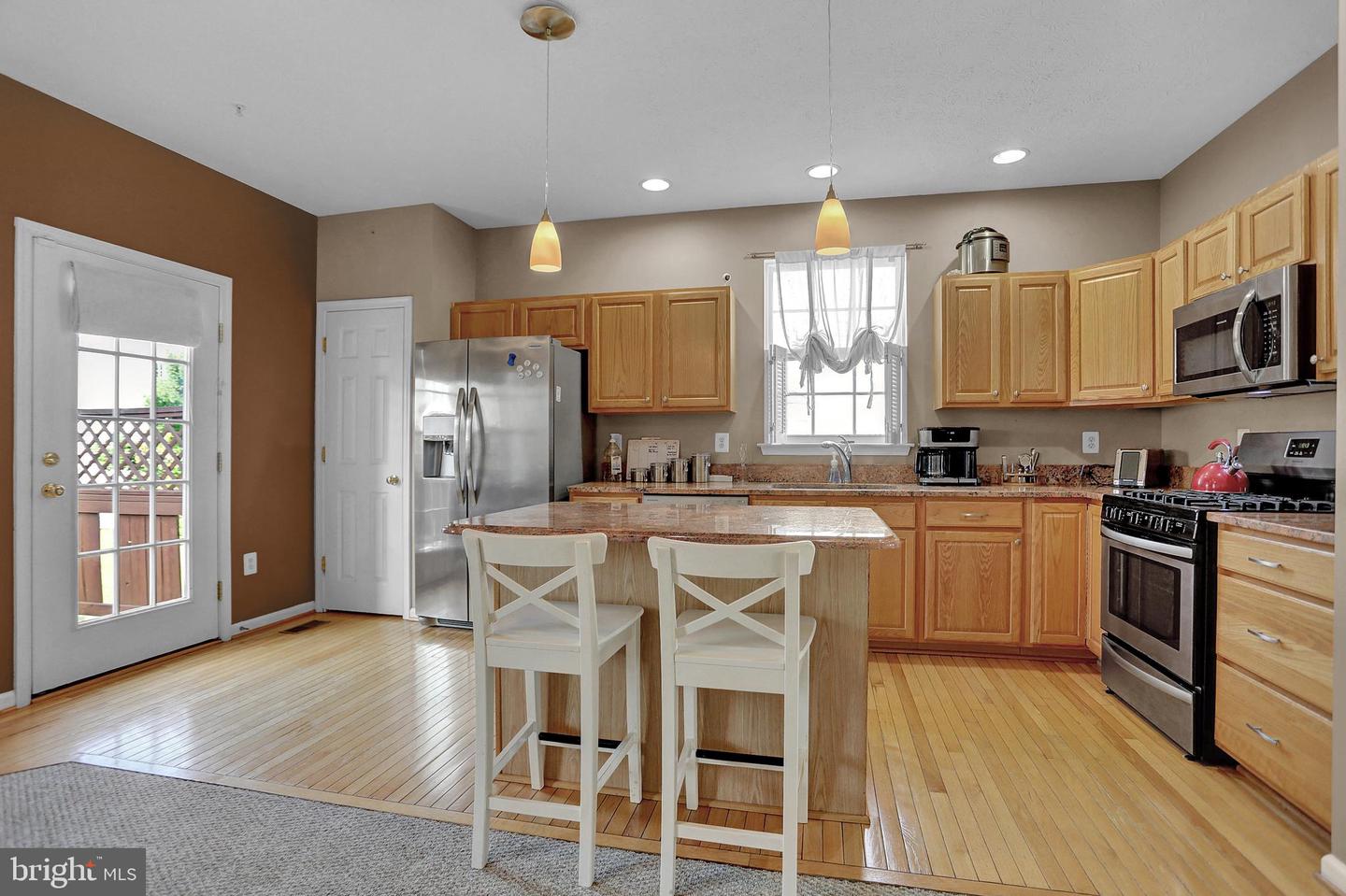 Photo 8 of 36 of 5015 Leasdale Rd townhome
