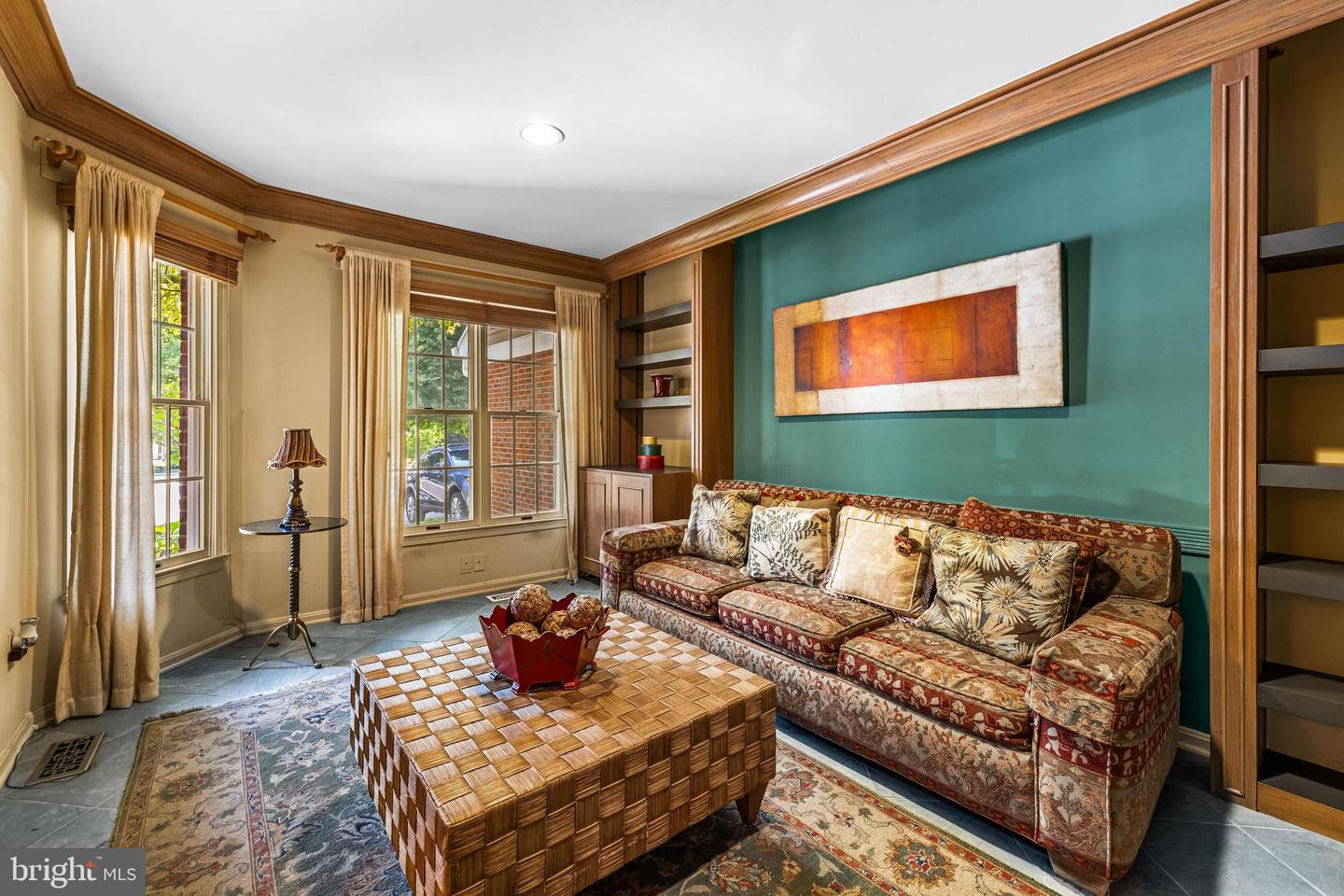 Photo 7 of 57 of 64 River Oaks Cir townhome