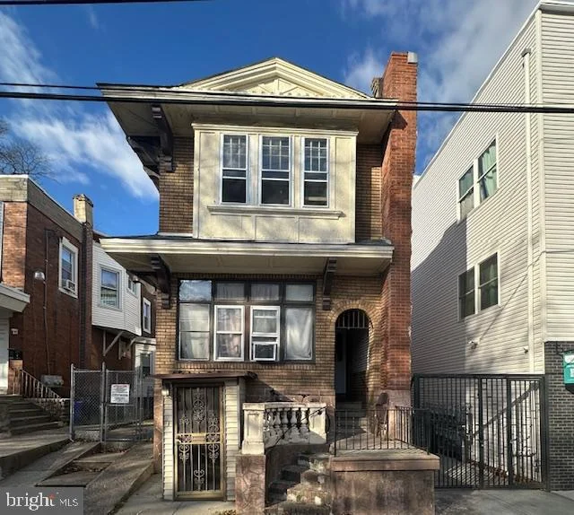 4746 N 12th Street
