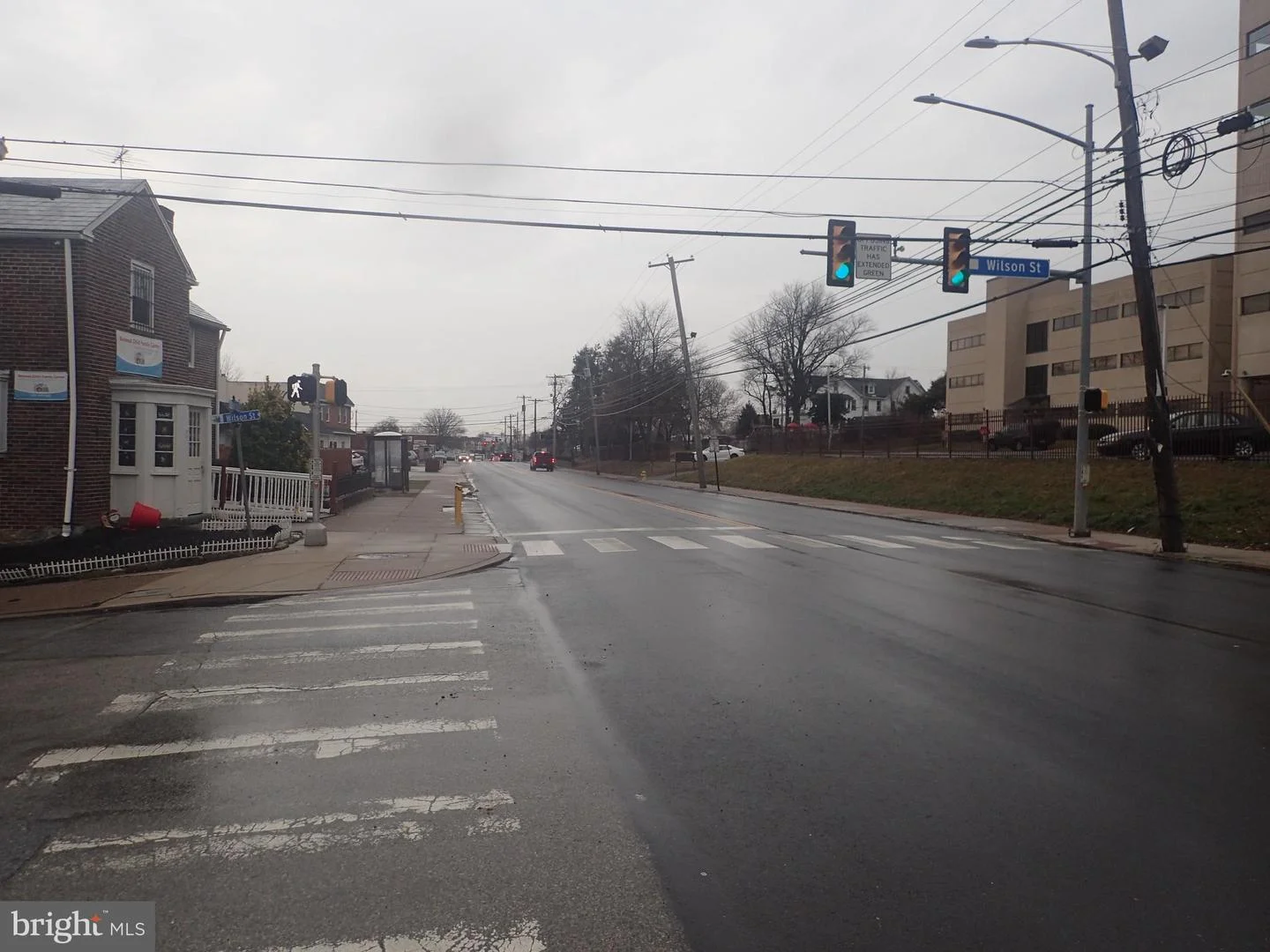 2531 W 9th Street W