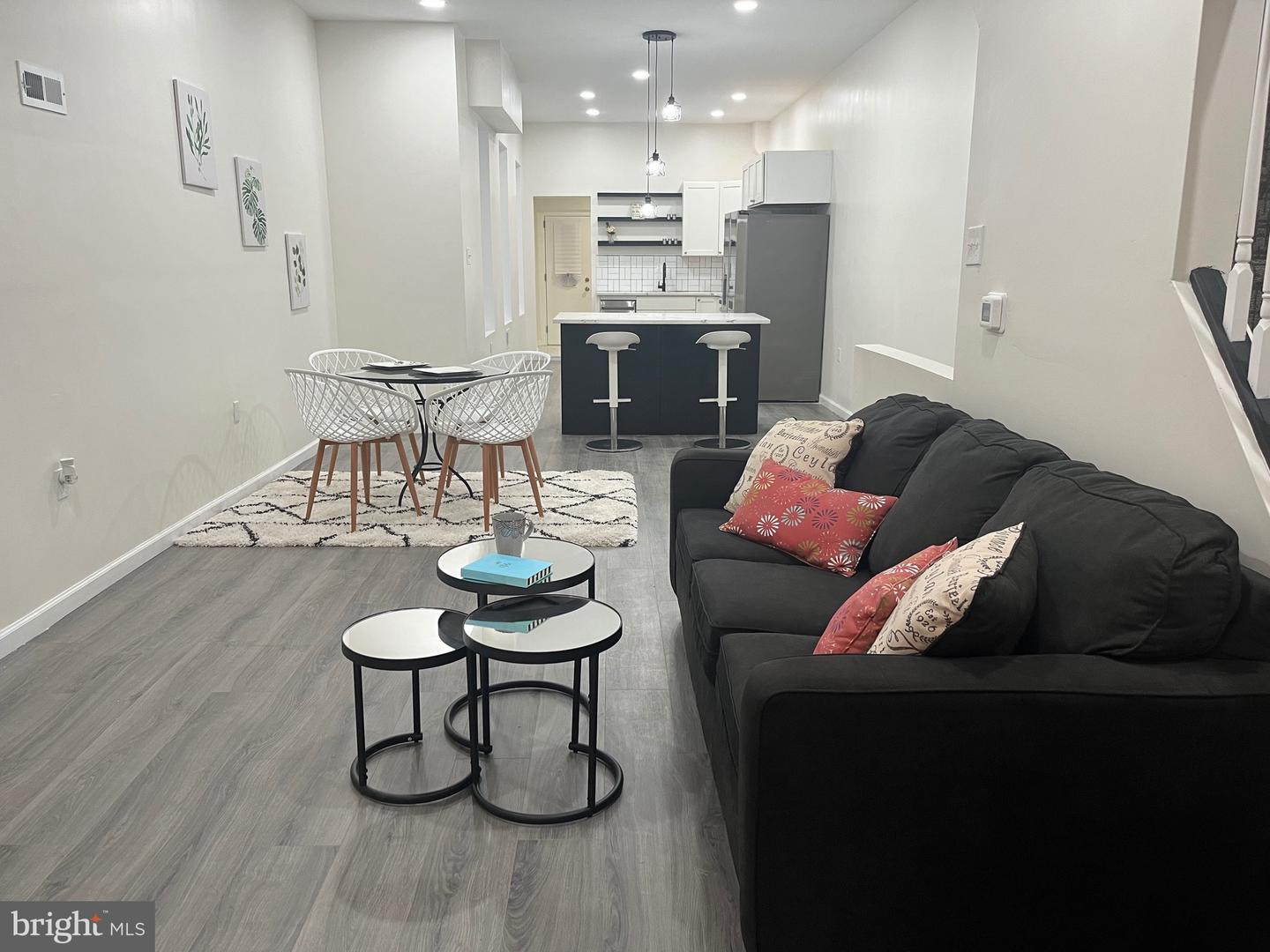 View Philadelphia, PA 19132 townhome