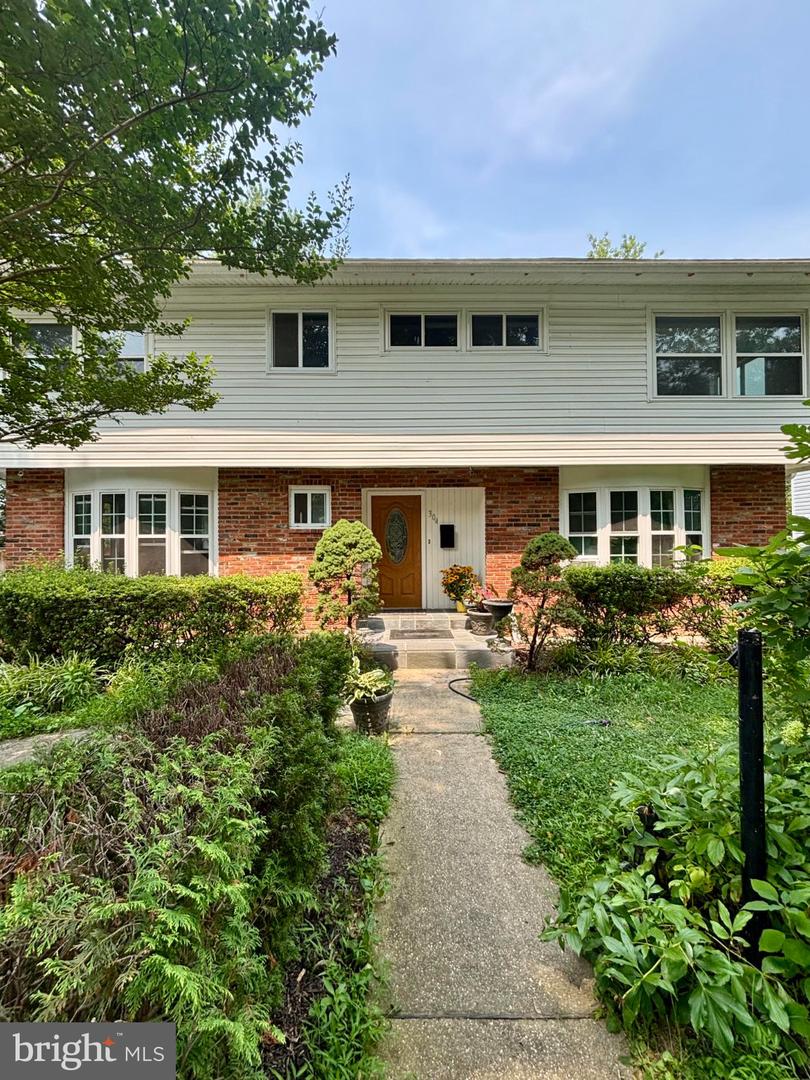 304 Gruenther Ave, Rockville, MD, 20851