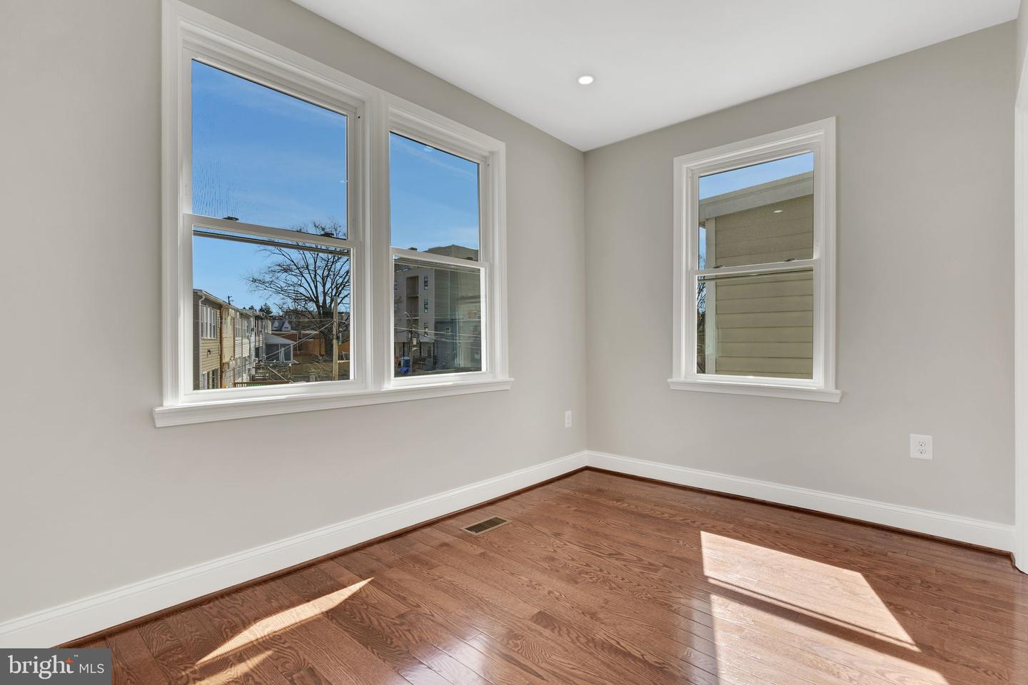 Photo 13 of 26 of 5521 4th St NW townhome