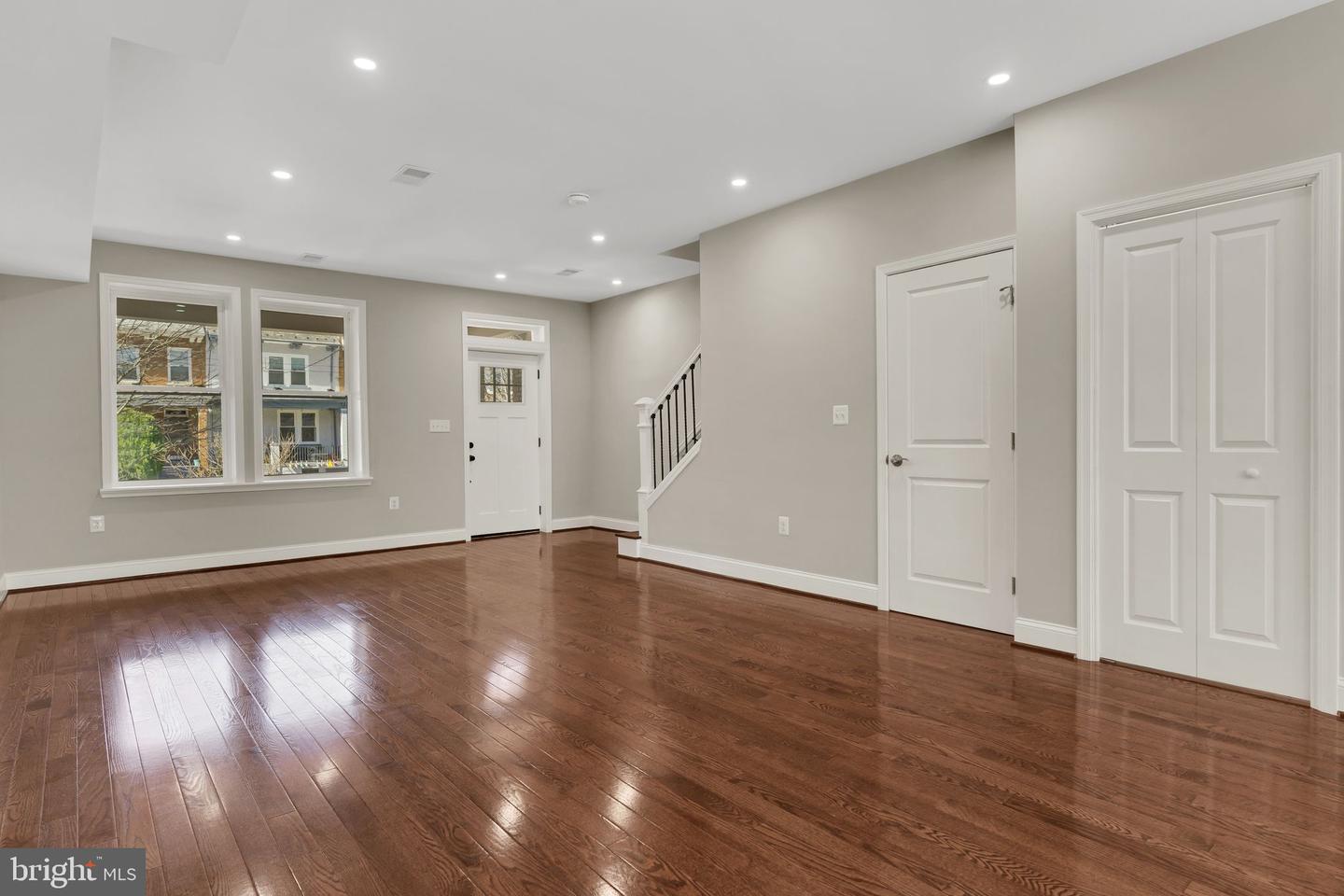 Photo 4 of 26 of 5521 4th St NW townhome