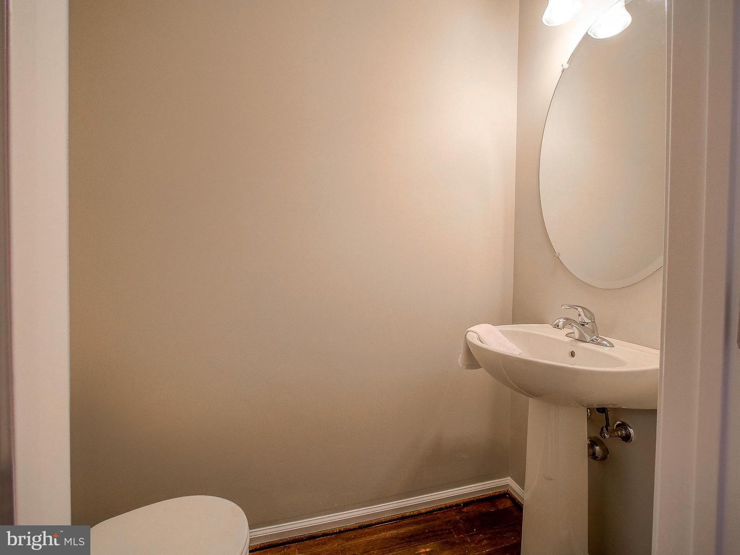 Photo 3 of 38 of 4126 Sophia Ln townhome