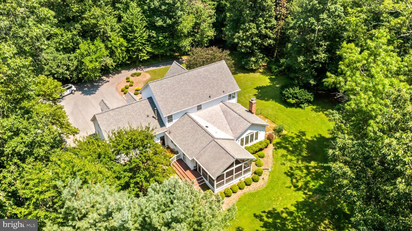 Photo 84 of 90 of 1264 Shaffersville Rd house