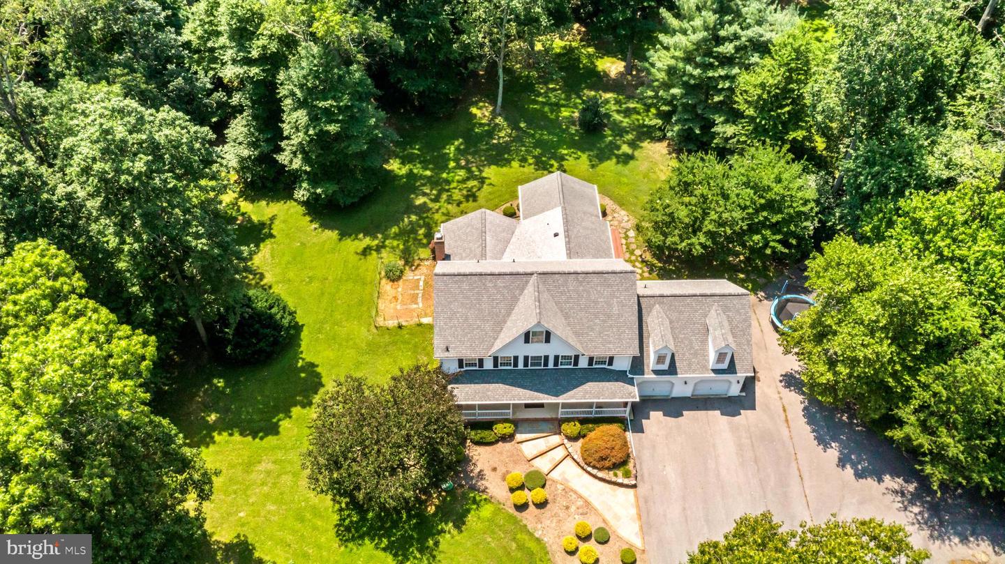 Photo 83 of 90 of 1264 Shaffersville Rd house