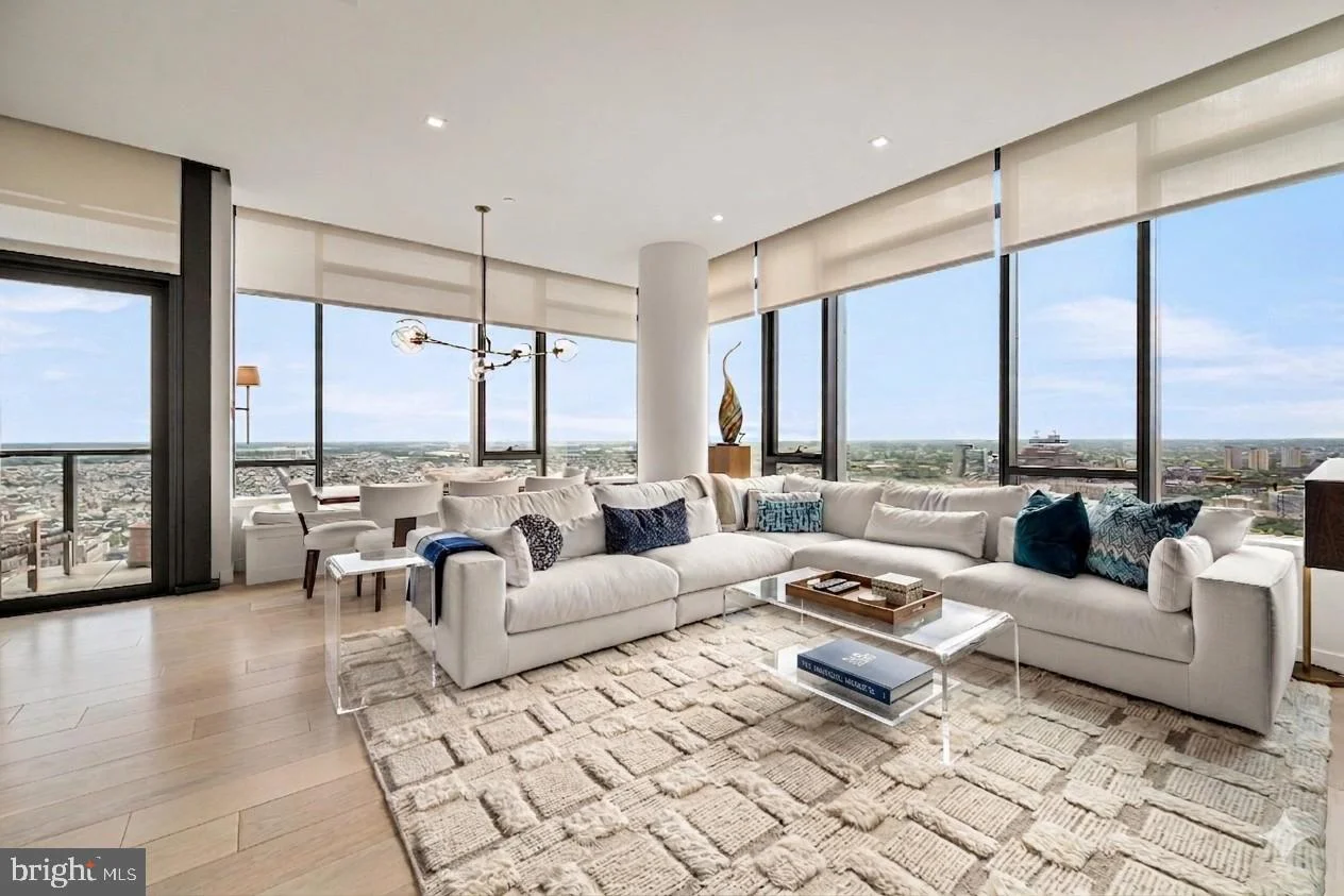 1911 Walnut Street Unit RESIDENCE 3502