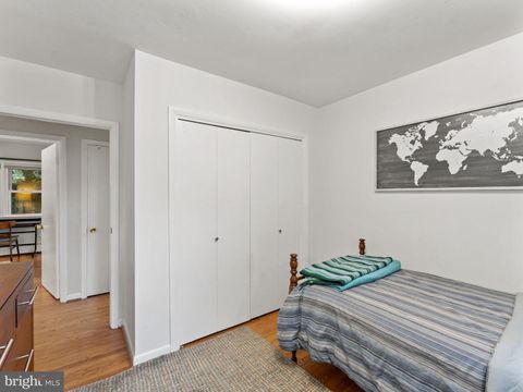 Duplex in Arlington VA 5042 Chesterfield ROAD 28.jpg