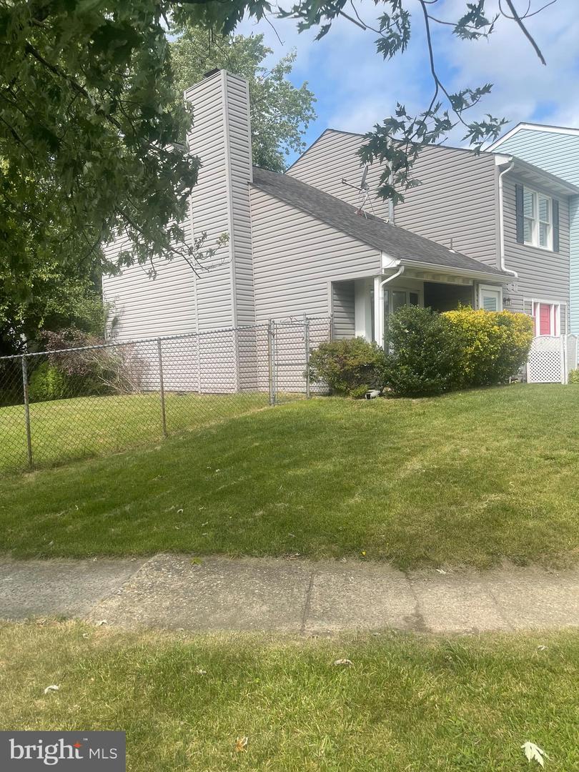 Photo 2 of 5 of 1 Fomalhaut Ave multi-family property