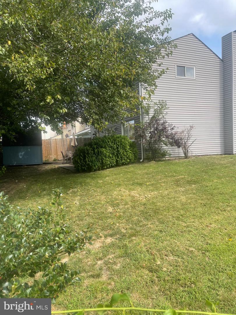 Photo 3 of 5 of 1 Fomalhaut Ave multi-family property