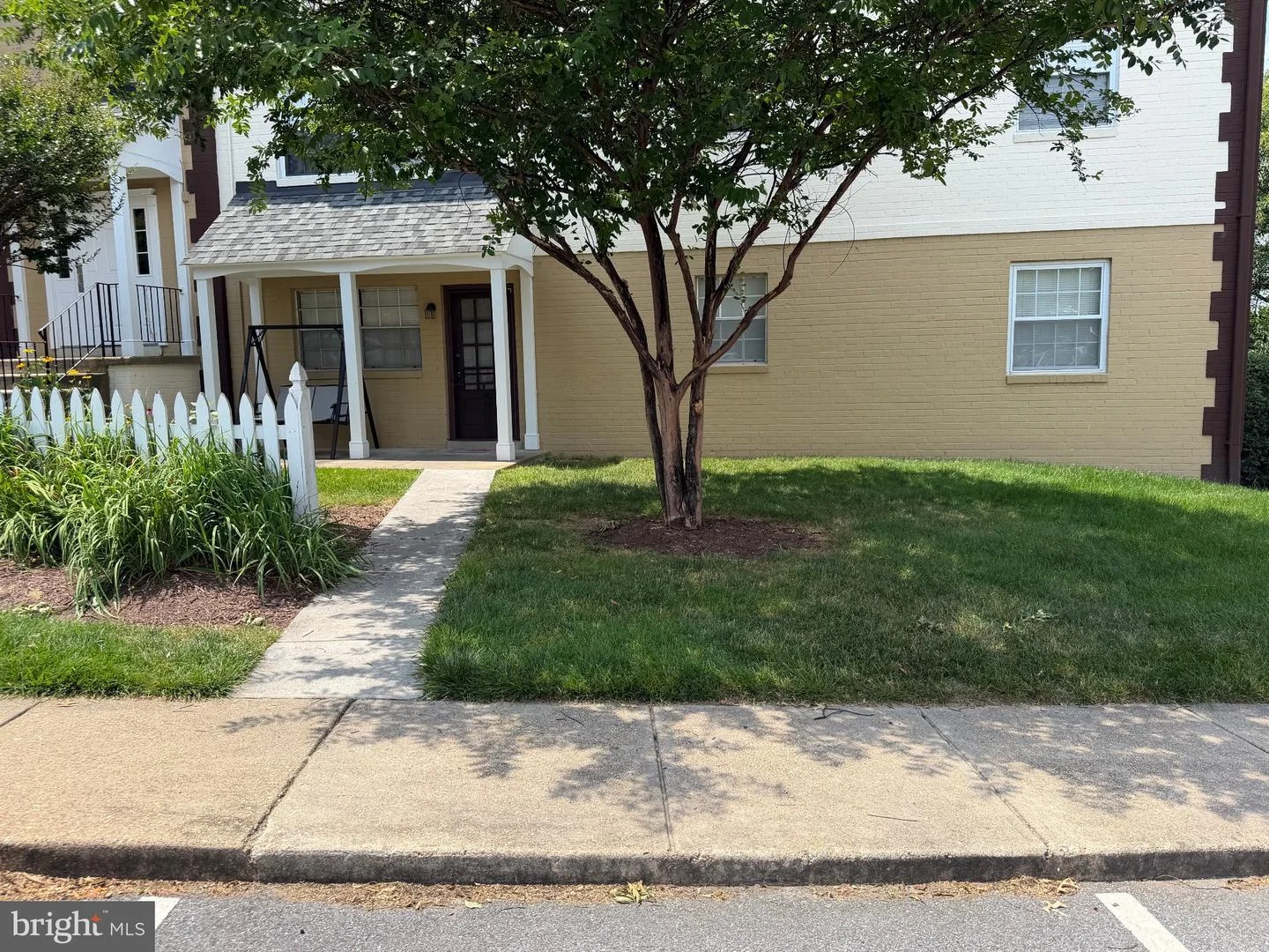 4513 Romlon Street Unit 104
