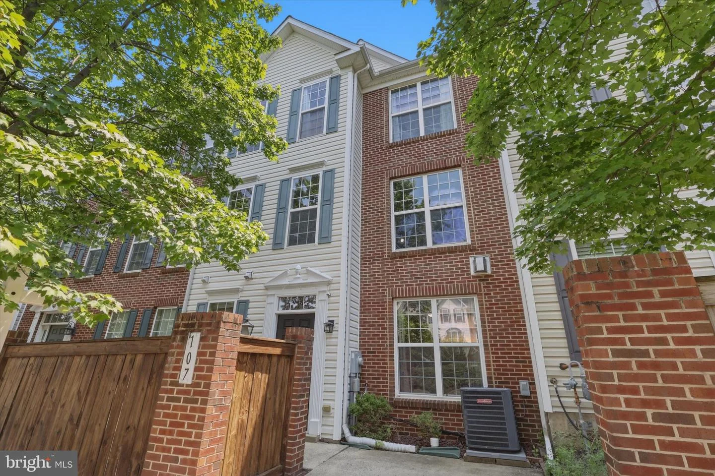 107 Twin Eagle Court