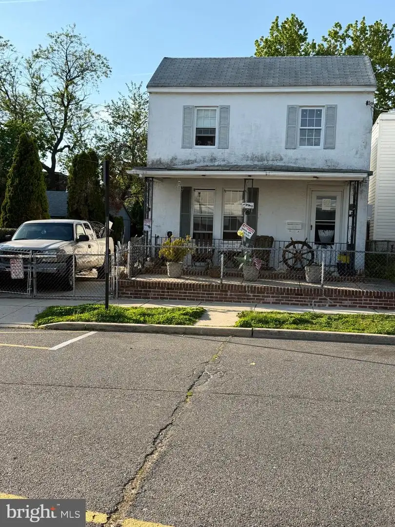 4 W 9th Street, Marcus Hook, PA, 19061