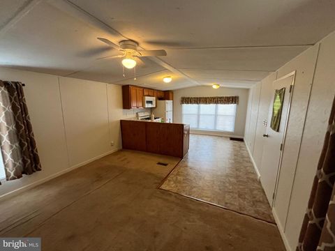 Manufactured Home in Wilmington DE 20 Winterset ROAD 16.jpg