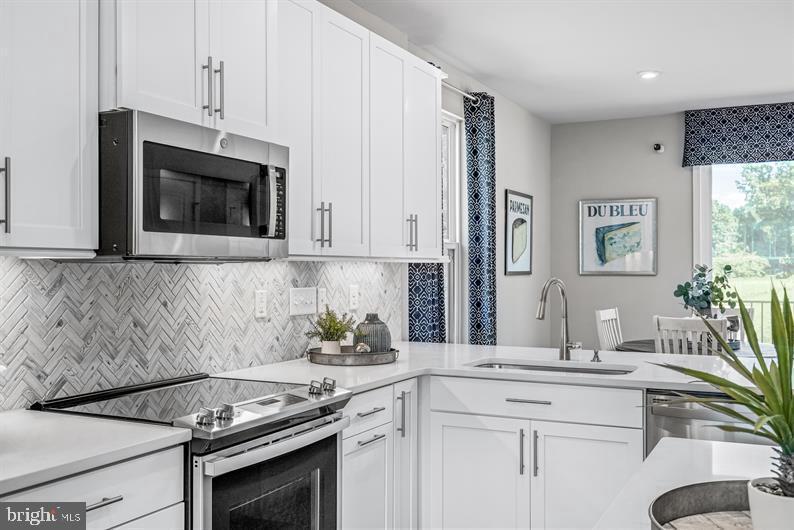 Photo 5 of 15 of 3447 Dean Dr #6003 D townhome