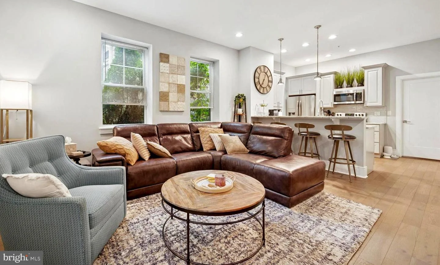 537 Apple Street Unit 103