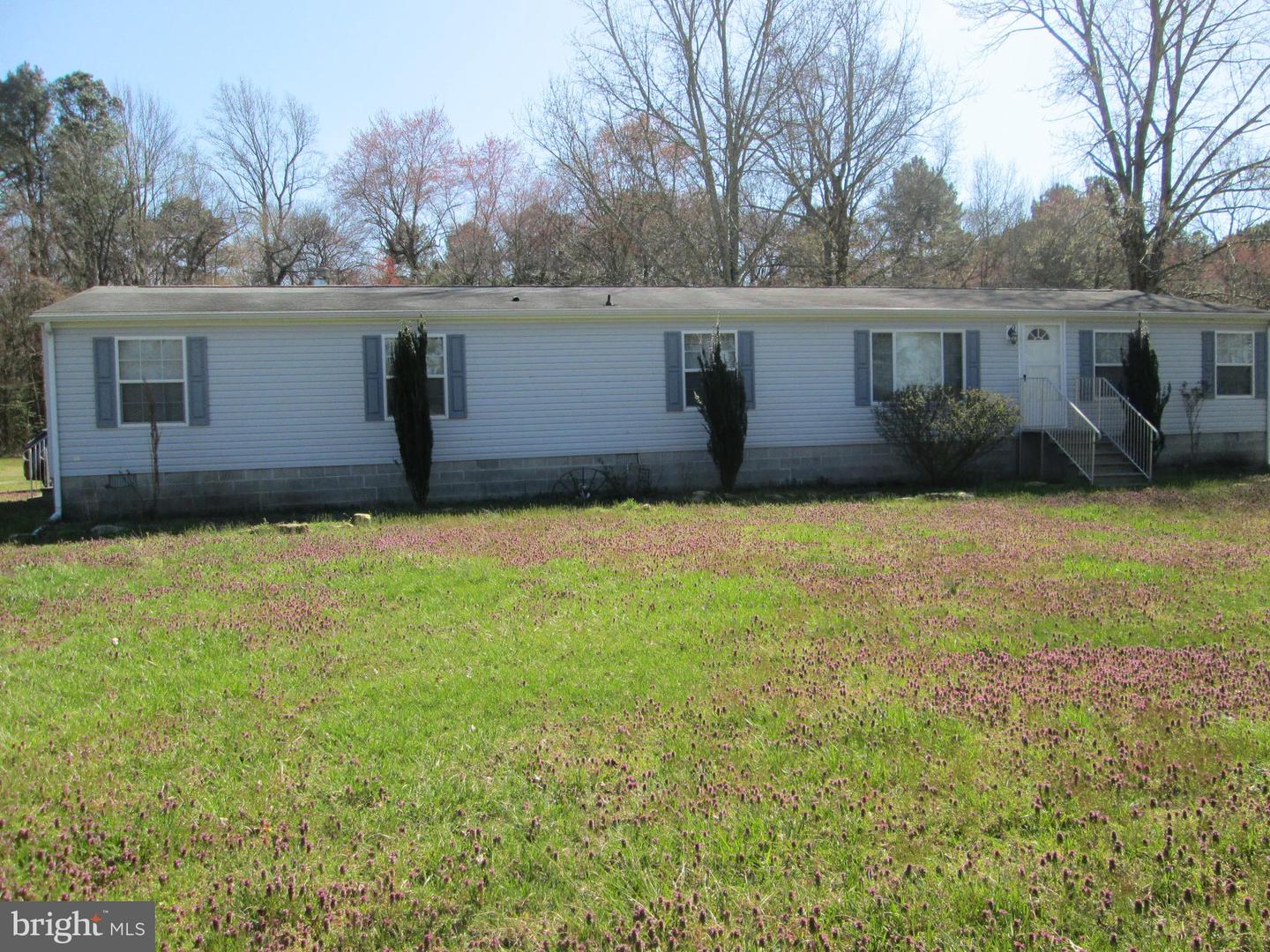 Photo 44 of 55 of 28149 Hickory Hill Rd mobile home