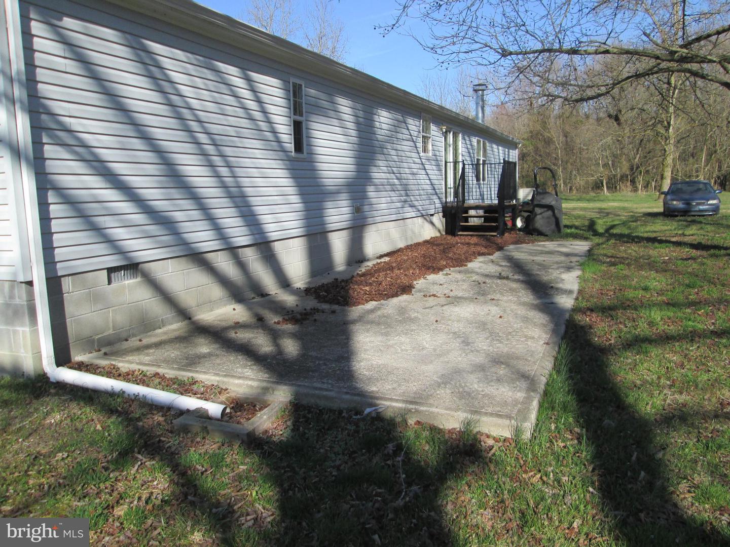 Photo 6 of 55 of 28149 Hickory Hill Rd mobile home