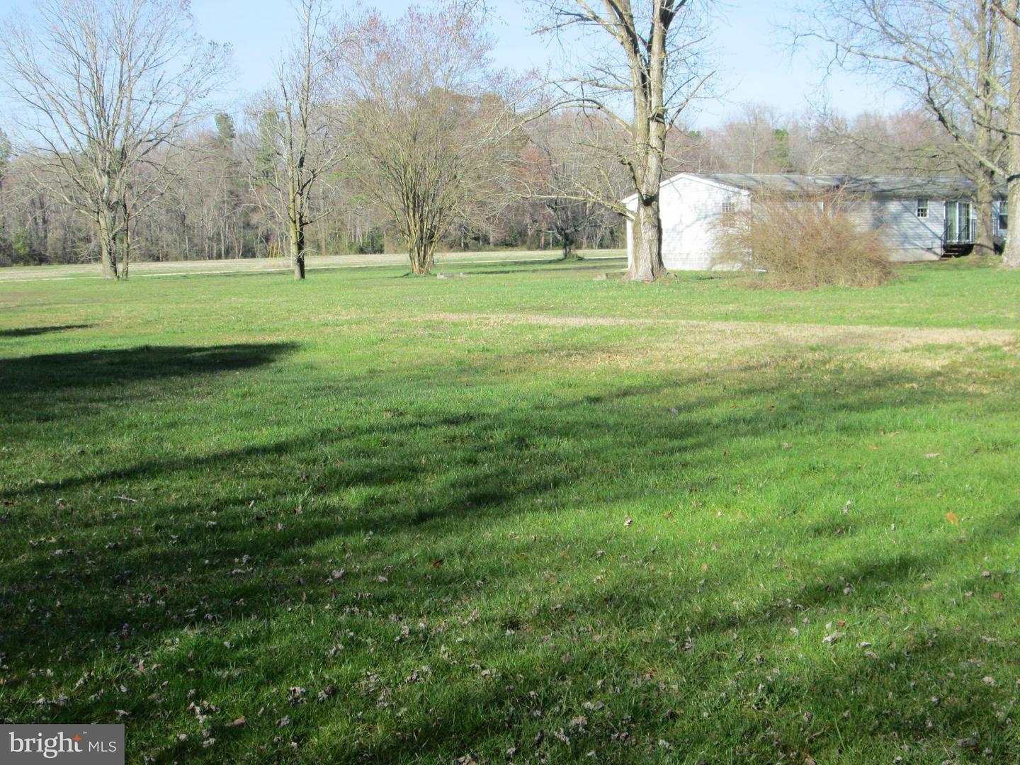 Photo 10 of 55 of 28149 Hickory Hill Rd mobile home