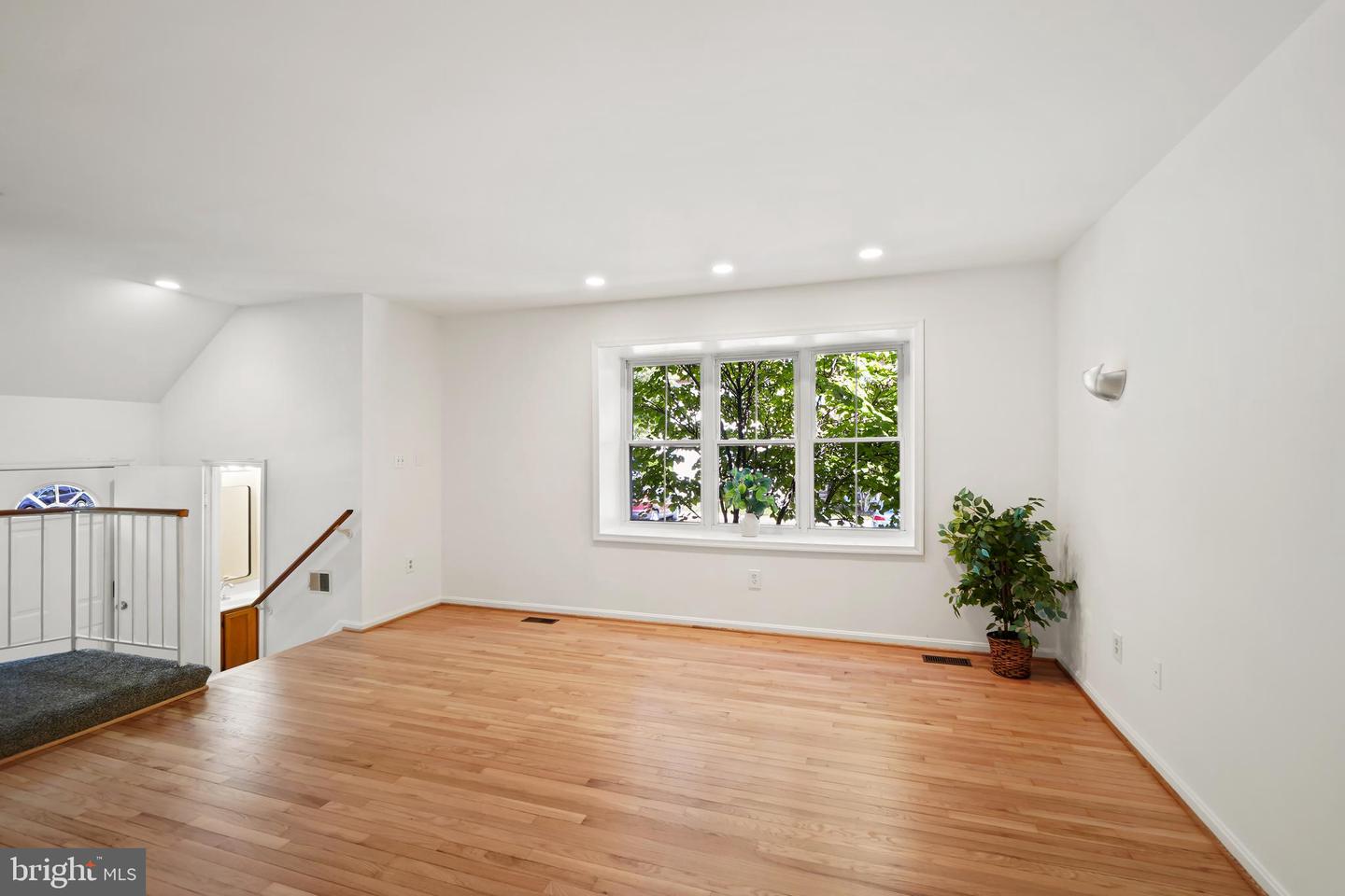 Photo 6 of 27 of 18008 Sunset River Ct townhome