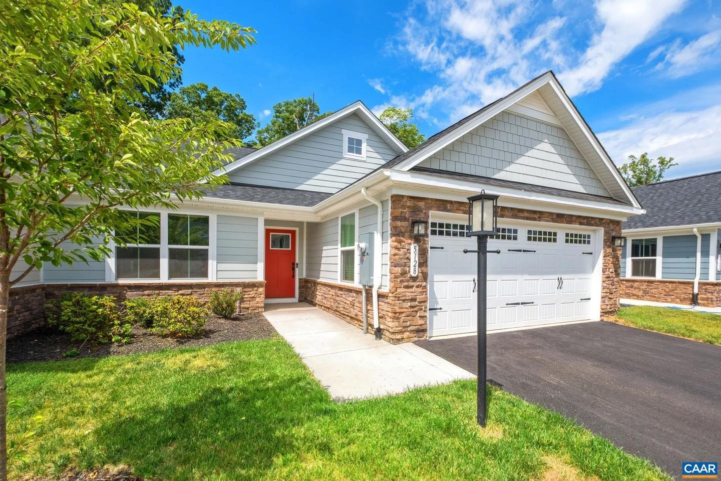 5128 Lazy Branch Ln