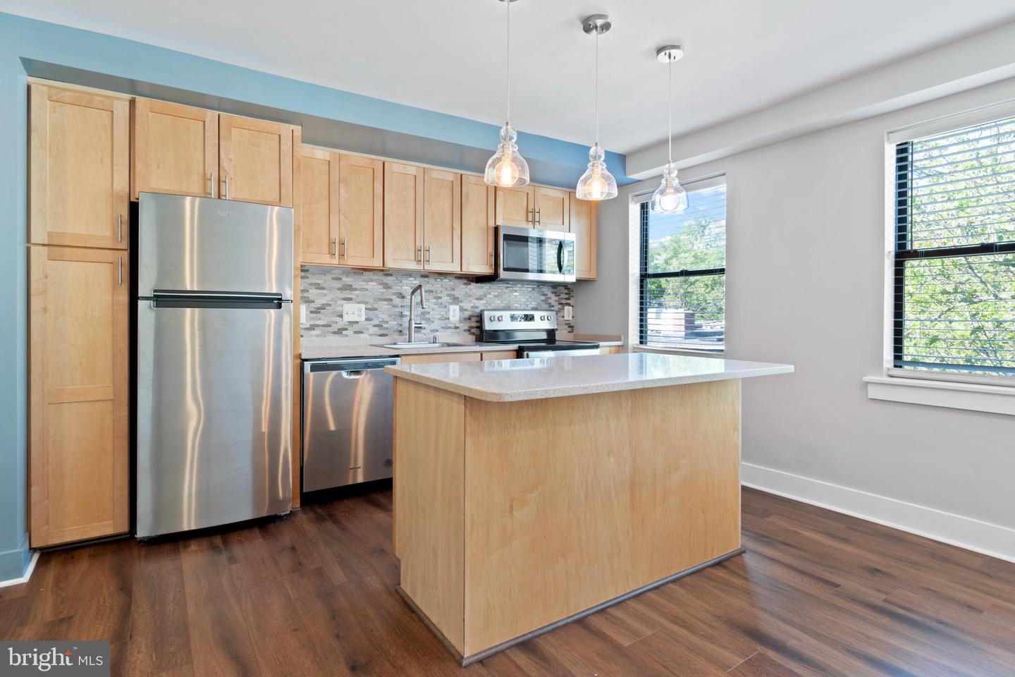 212 Oakwood Street #213, Washington, District of Columbia image 3