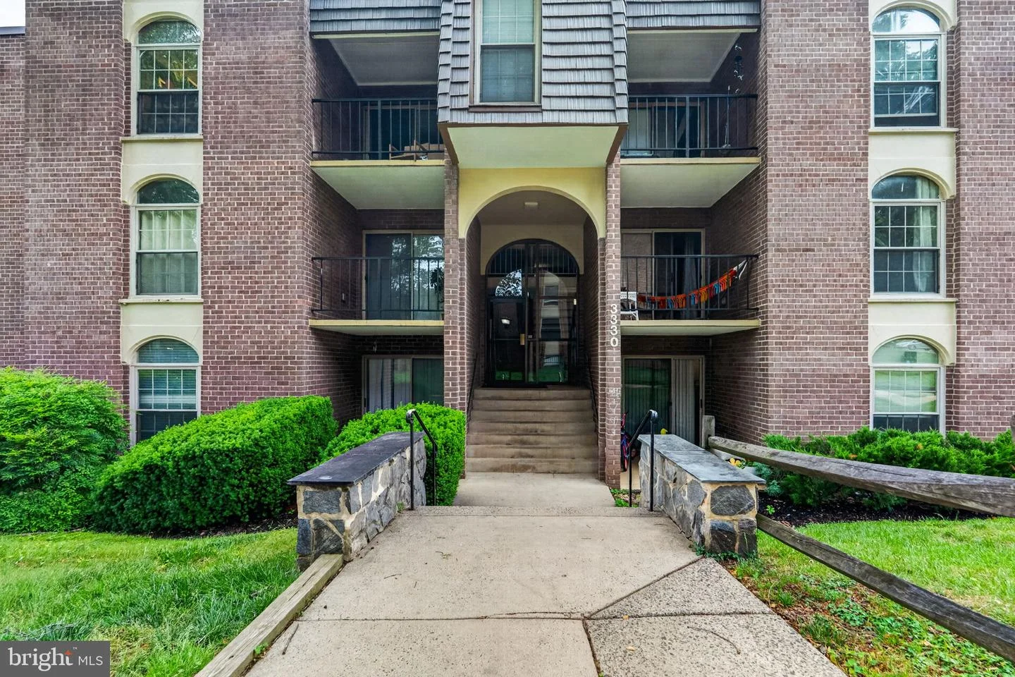 3330 Woodburn Village Drive Unit 33