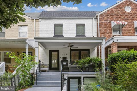 Townhouse in Washington DC 329 18th STREET.jpg