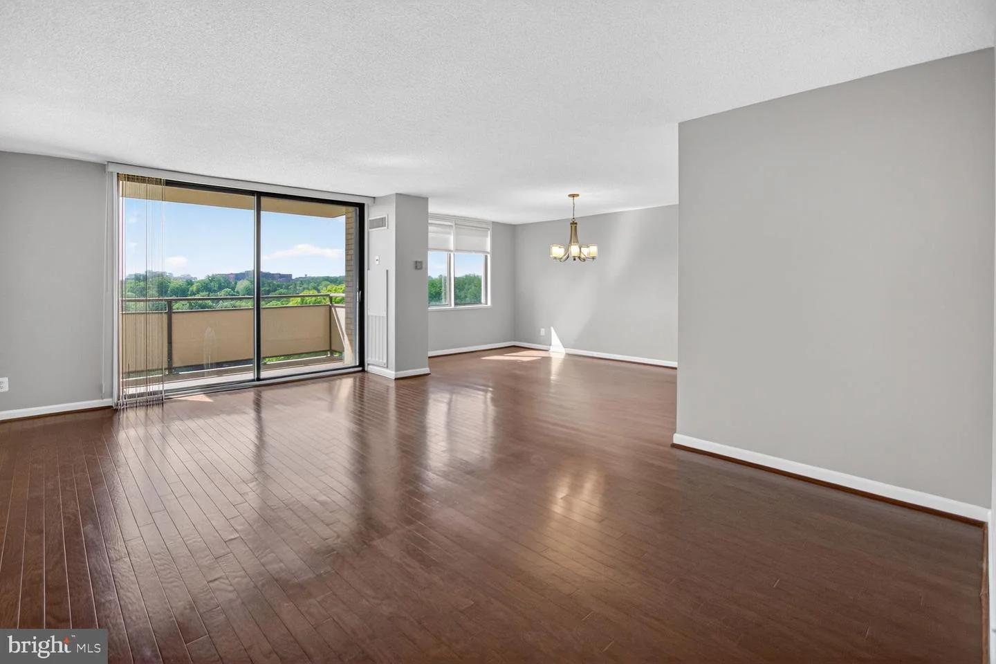 5225 Pooks Hill Road Unit 1404S