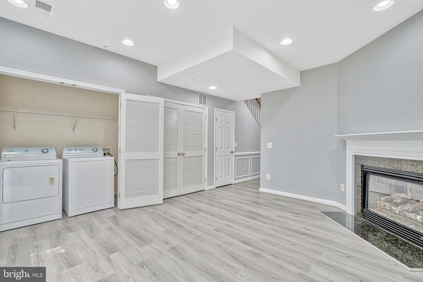 Photo 15 of 16 of 7987 Avery Park Ct townhome