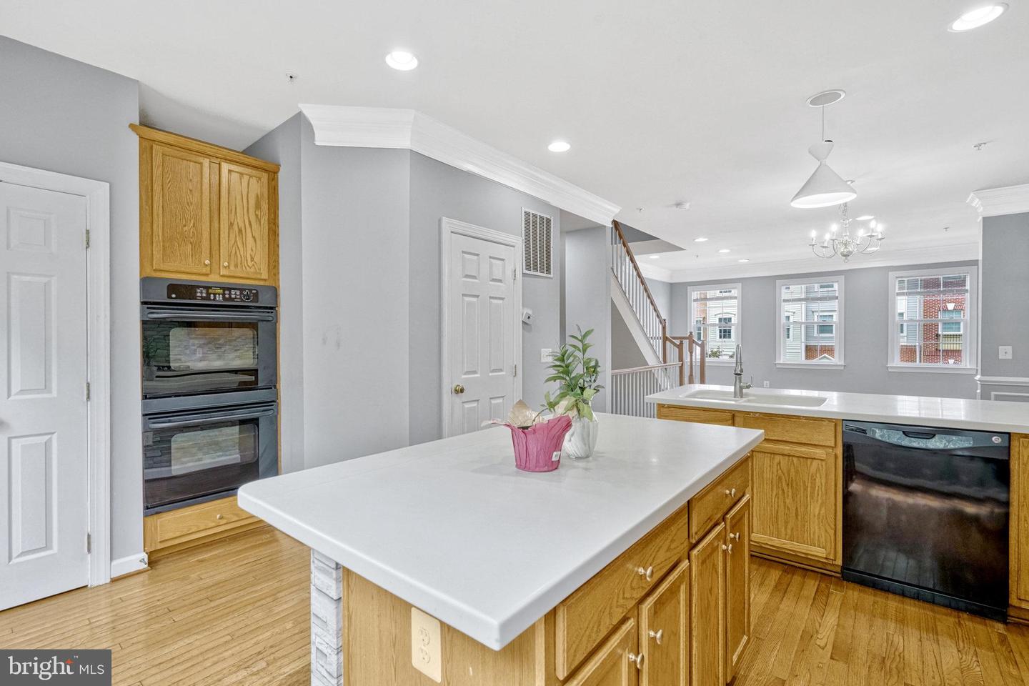 Photo 10 of 16 of 7987 Avery Park Ct townhome