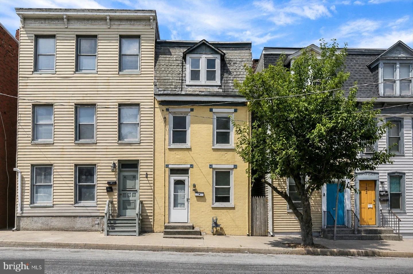 136 S Queen Street