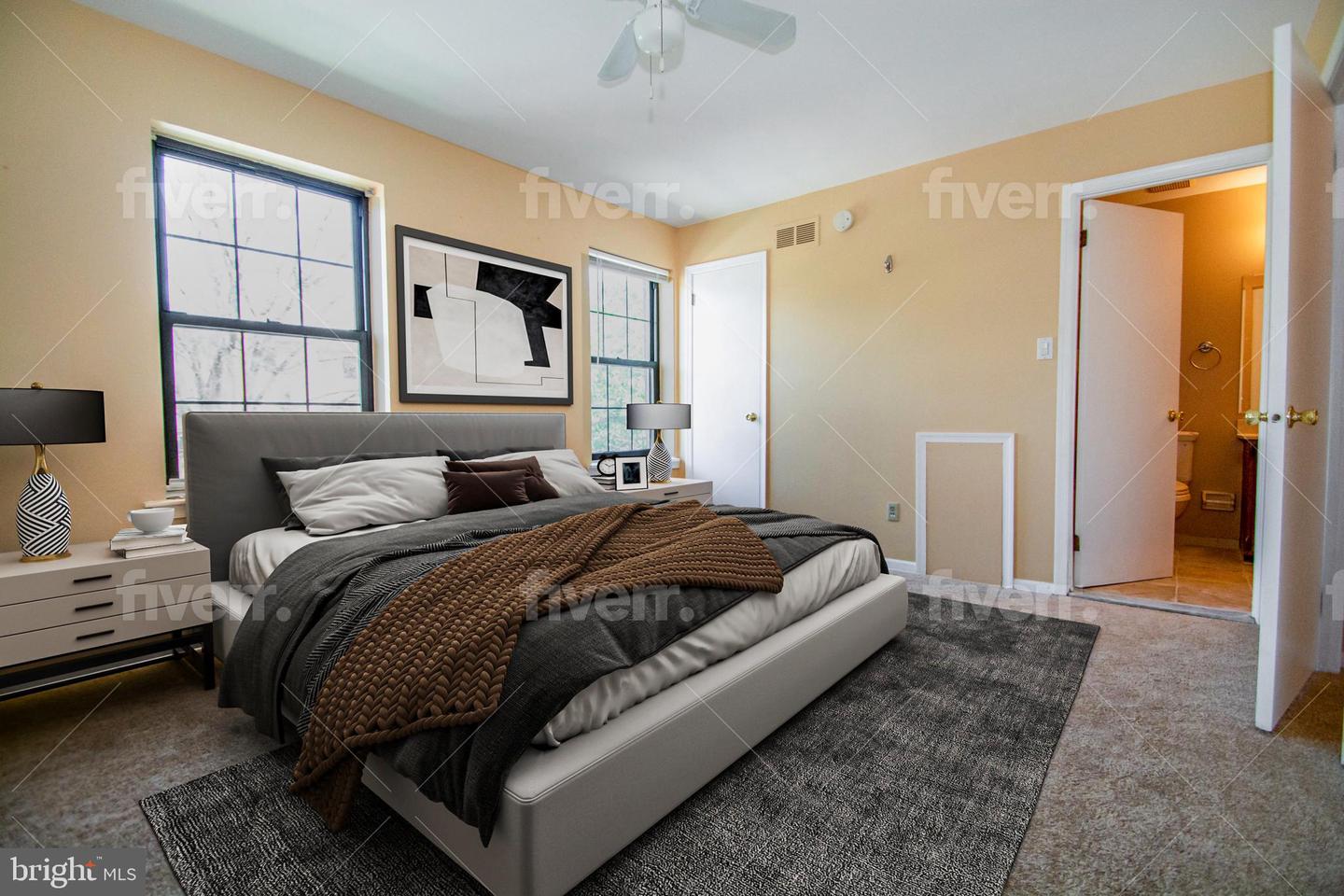 Photo 9 of 18 of 518 Canterbury townhome